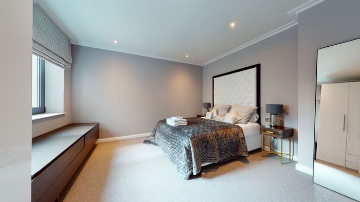 Cosy furnished bedroom
